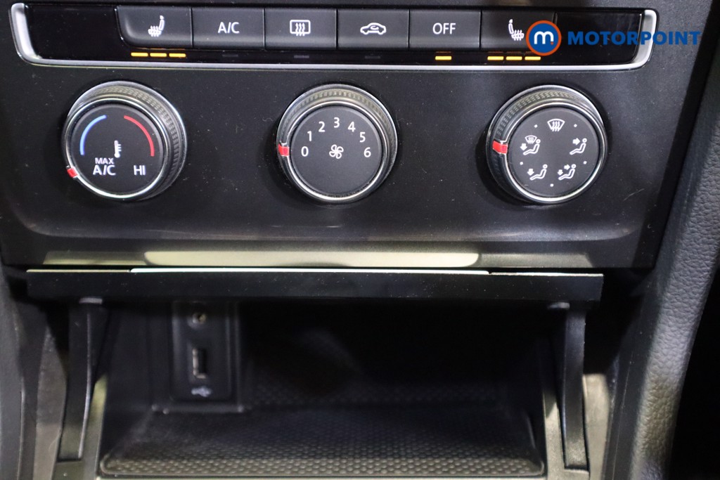 Volkswagen Golf SE Manual Petrol Hatchback - Stock Number (1578700) - 20th supplementary image