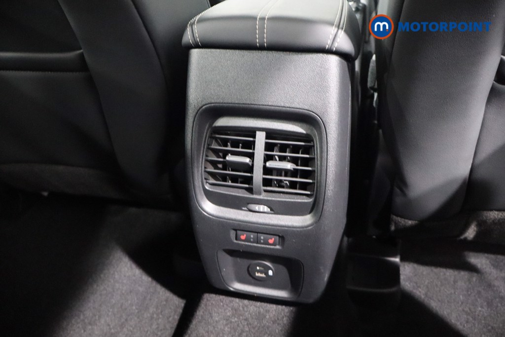 Ford Kuga Vignale Automatic Petrol Plug-In Hybrid SUV - Stock Number (1578773) - 30th supplementary image