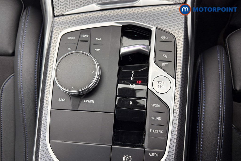 BMW 3 Series M Sport Automatic Petrol Plug-In Hybrid Saloon - Stock Number (1578924) - 12th supplementary image