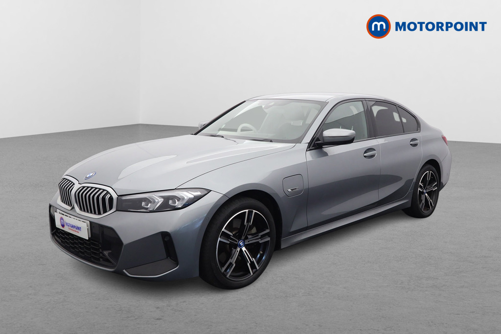 BMW 3 Series M Sport Automatic Petrol Plug-In Hybrid Saloon - Stock Number (1578924) - Passenger side front corner