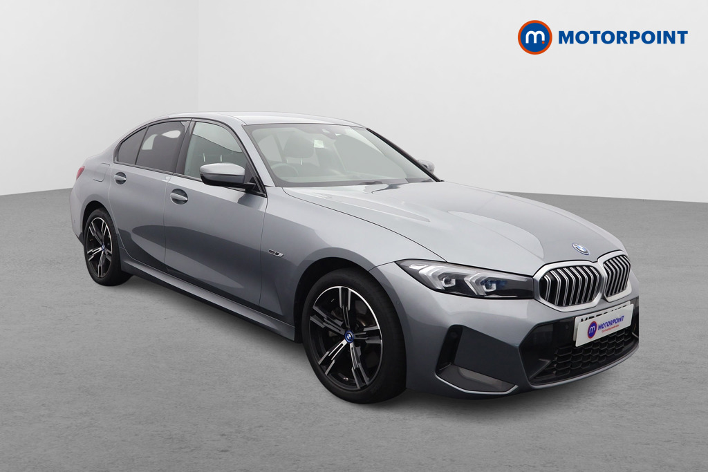 BMW 3 Series M Sport Automatic Petrol Plug-In Hybrid Saloon - Stock Number (1578924) - Drivers side front corner