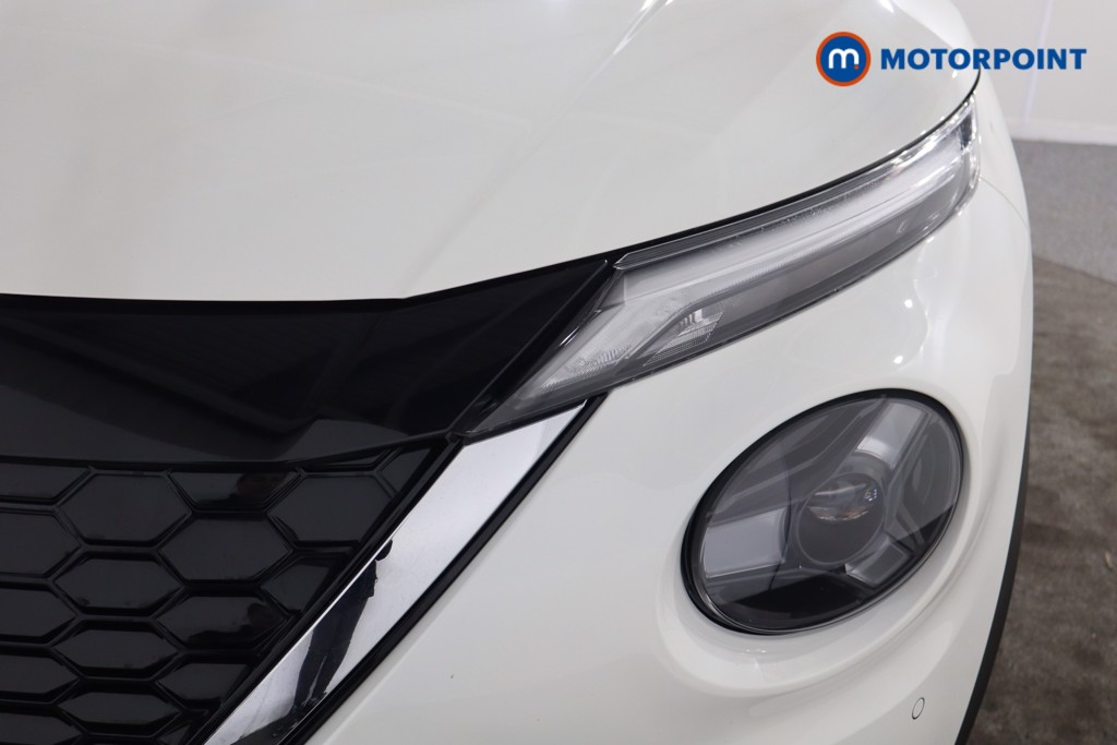 Nissan Juke N-Connecta Automatic Petrol-Electric Hybrid SUV - Stock Number (1579096) - 23rd supplementary image