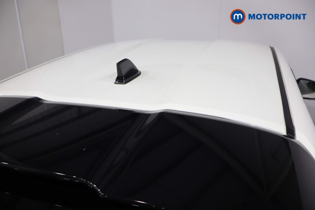 Nissan Juke N-Connecta Automatic Petrol-Electric Hybrid SUV - Stock Number (1579096) - 28th supplementary image