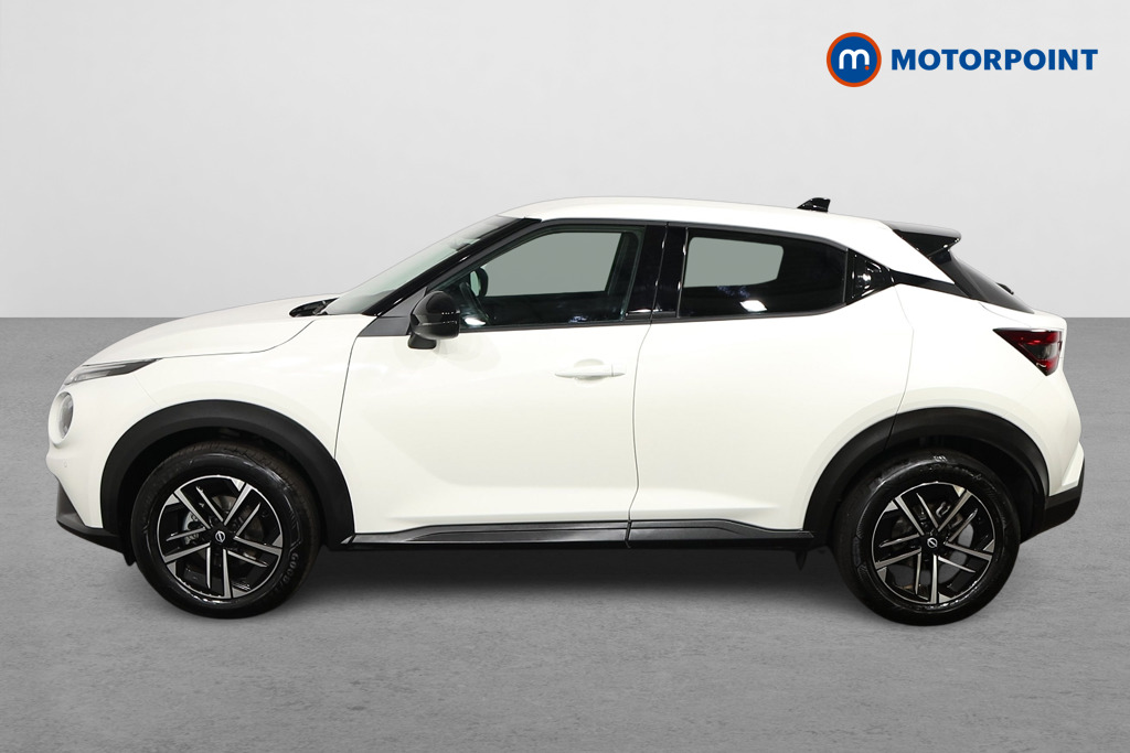 Nissan Juke N-Connecta Automatic Petrol-Electric Hybrid SUV - Stock Number (1579096) - Passenger side