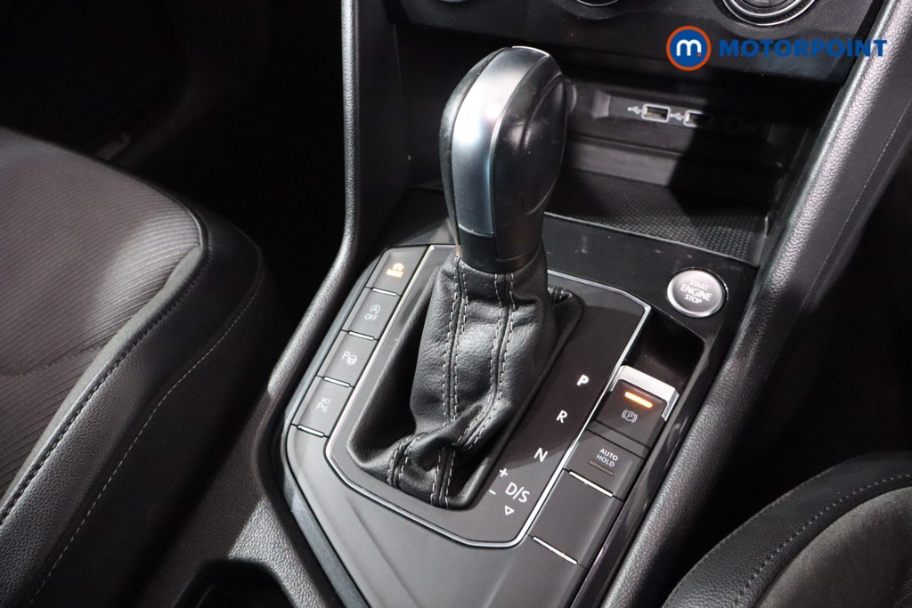 Volkswagen Tiguan R-Line Tech Automatic Petrol SUV - Stock Number (1579150) - 14th supplementary image