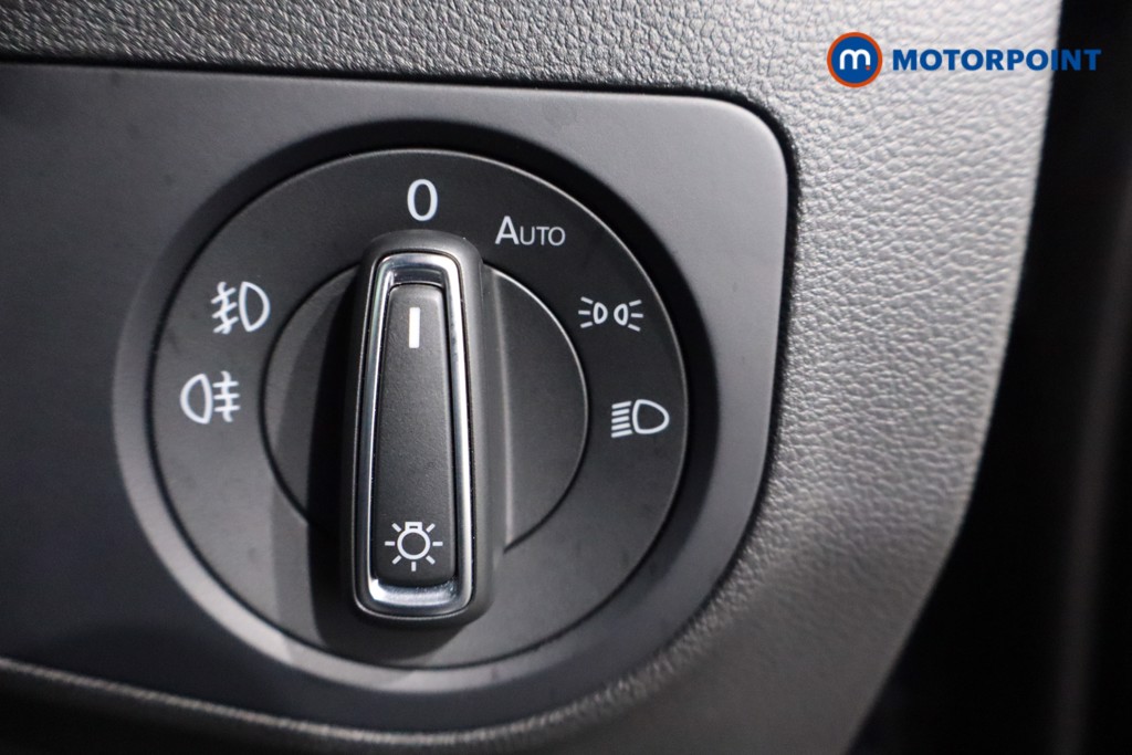 Volkswagen Tiguan R-Line Tech Automatic Petrol SUV - Stock Number (1579150) - 21st supplementary image