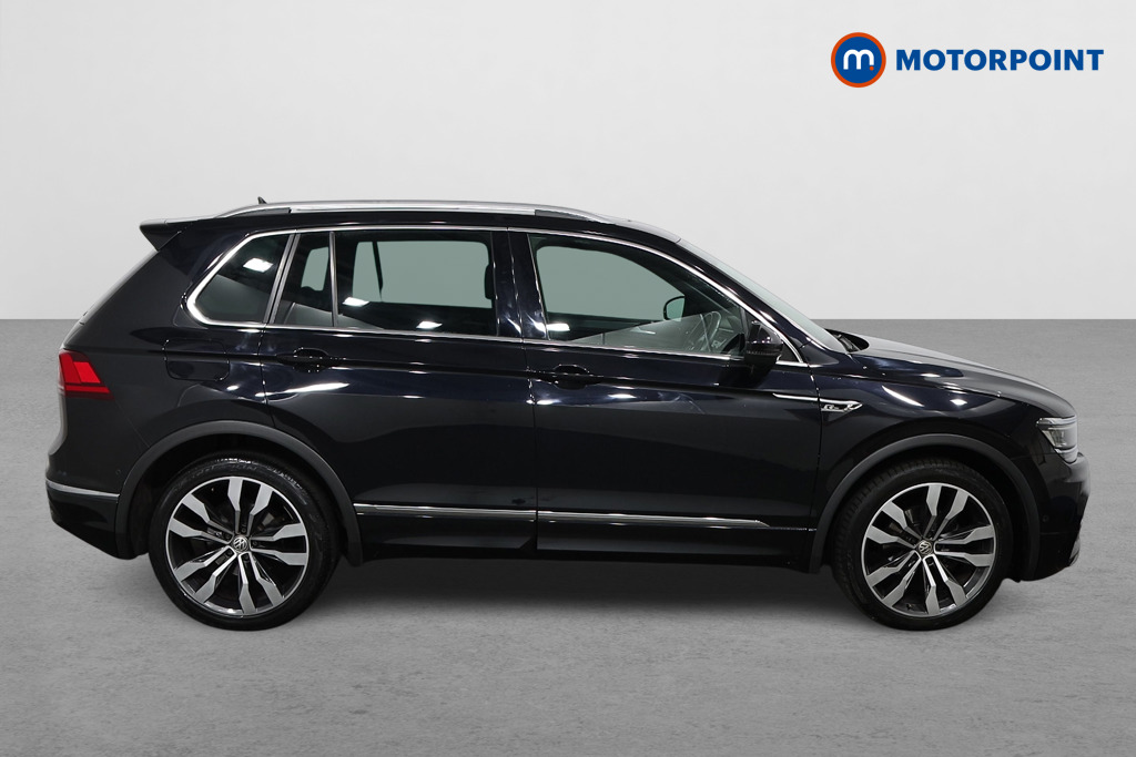 Volkswagen Tiguan R-Line Tech Automatic Petrol SUV - Stock Number (1579150) - Drivers side