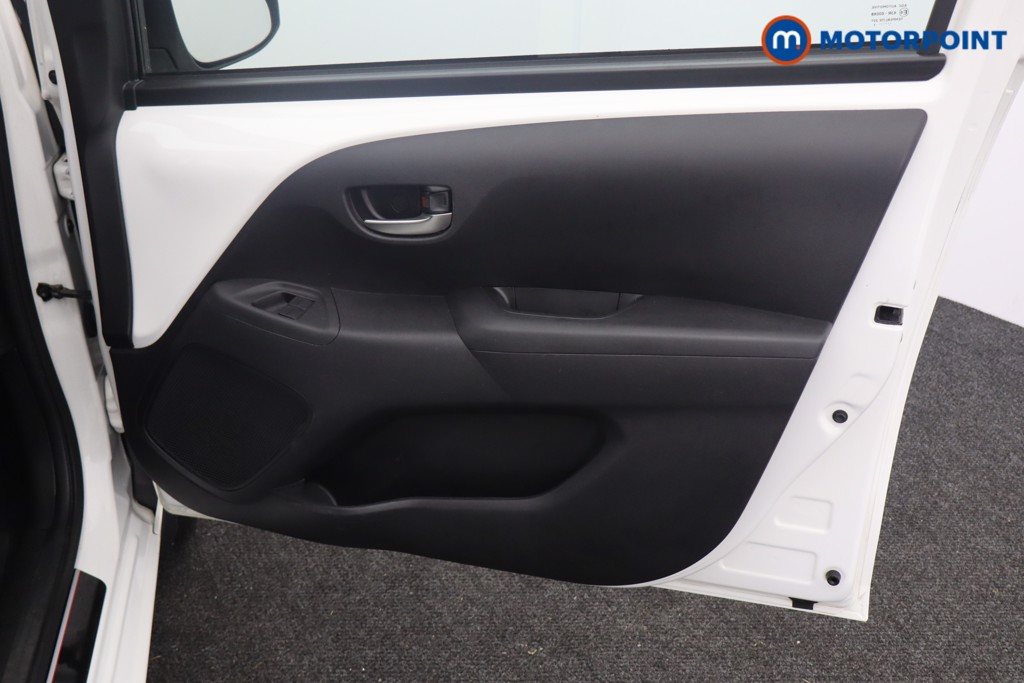 Toyota Aygo X-Trend Manual Petrol Hatchback - Stock Number (1579230) - 20th supplementary image