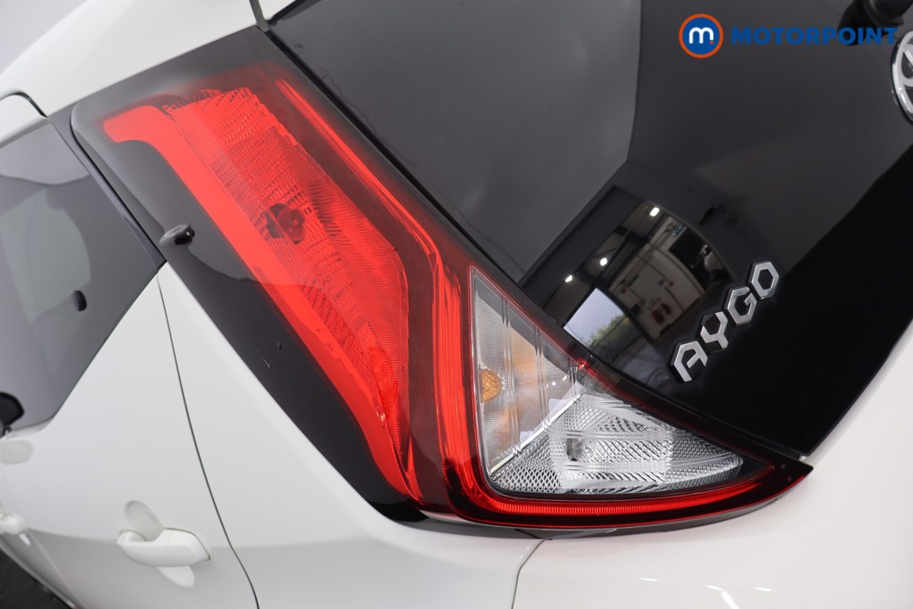 Toyota Aygo X-Trend Manual Petrol Hatchback - Stock Number (1579230) - 33rd supplementary image