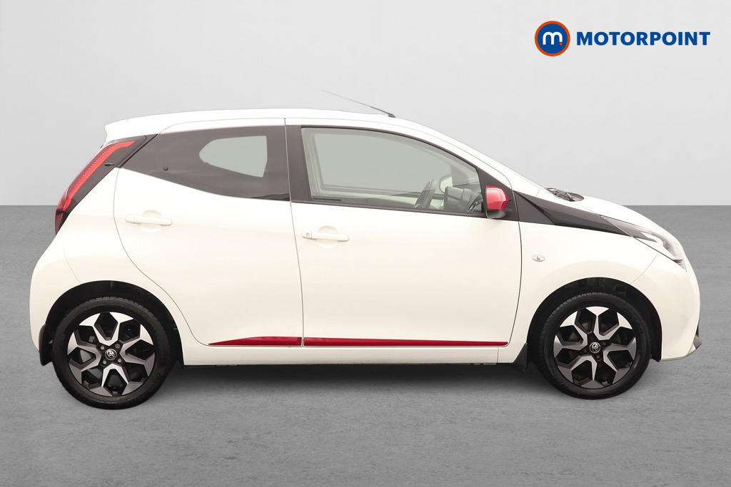 Toyota Aygo X-Trend Manual Petrol Hatchback - Stock Number (1579230) - Drivers side