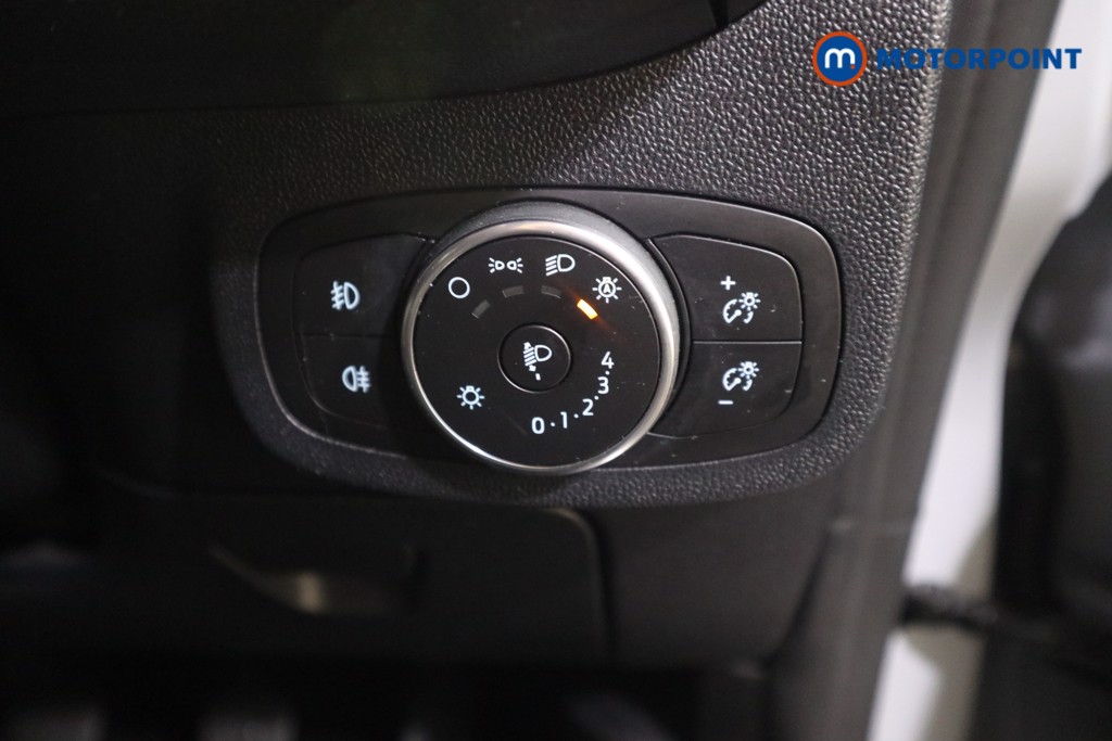 Ford Fiesta Active X Edition Manual Petrol Hatchback - Stock Number (1579393) - 9th supplementary image