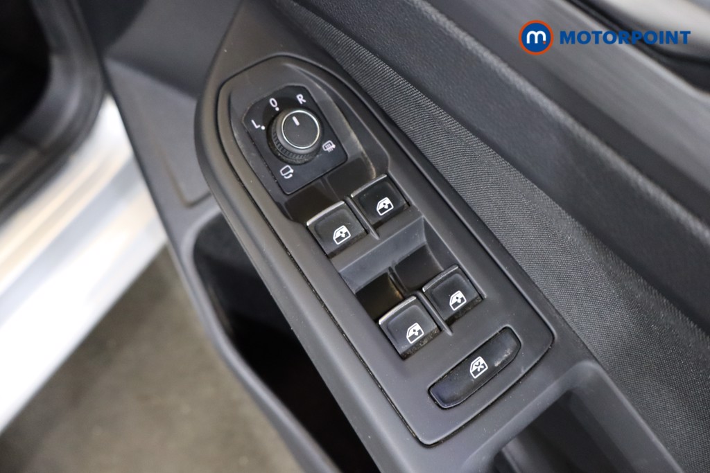 Volkswagen Golf Style Manual Petrol Hatchback - Stock Number (1579520) - 20th supplementary image
