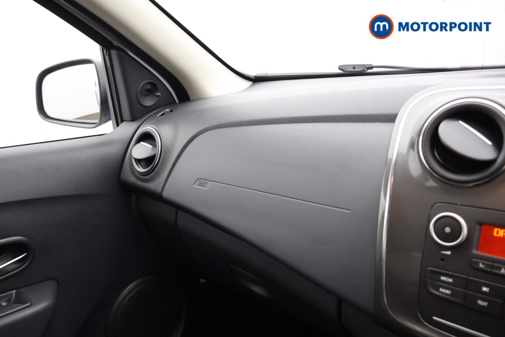 Dacia Sandero Stepway Essential Manual Petrol Hatchback - Stock Number (1579538) - 4th supplementary image