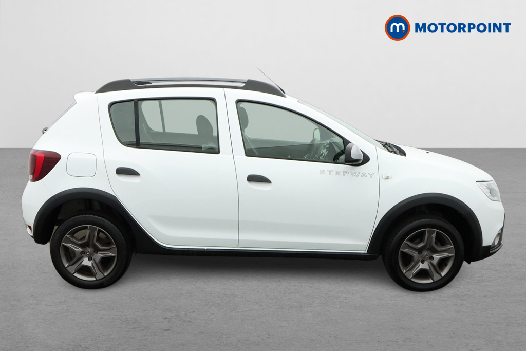 Dacia Sandero Stepway Essential Manual Petrol Hatchback - Stock Number (1579538) - Drivers side