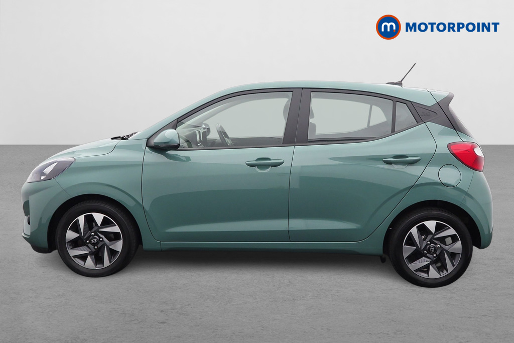Hyundai I10 Advance Automatic Petrol Hatchback - Stock Number (1579596) - Passenger side