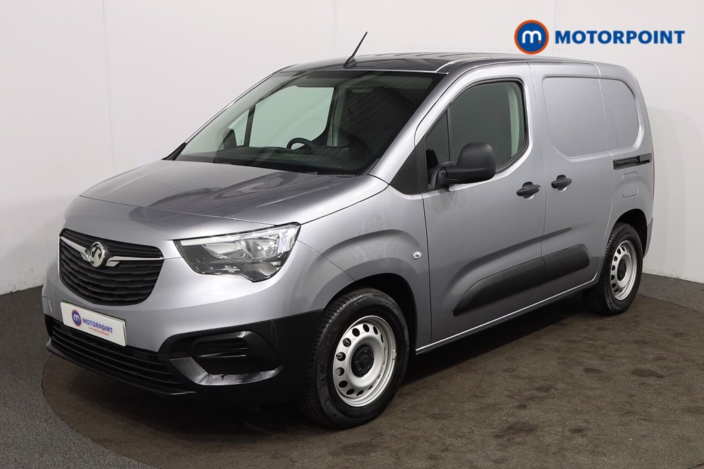 Vauxhall Combo Cargo Dynamic Automatic Electric Panel Van - Stock Number (1579619) - Passenger side front corner