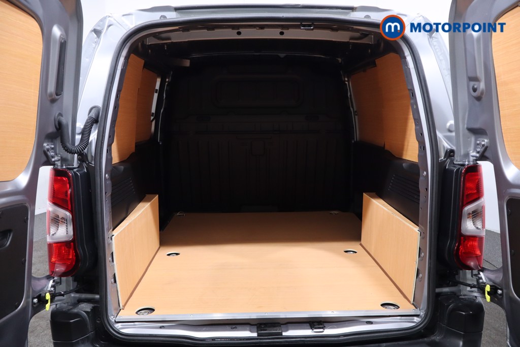 Vauxhall Combo Cargo Dynamic Automatic Electric Panel Van - Stock Number (1579619) - 32nd supplementary image