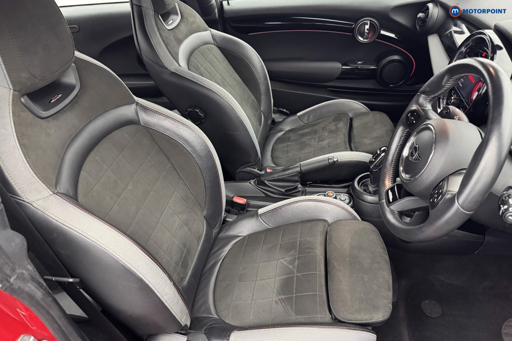 Mini Hatchback Cooper S Sport Automatic Petrol Hatchback - Stock Number (1579795) - 5th supplementary image