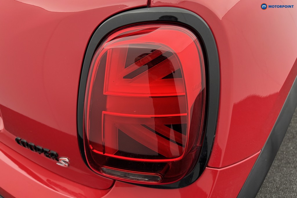 Mini Hatchback Cooper S Sport Automatic Petrol Hatchback - Stock Number (1579795) - 27th supplementary image