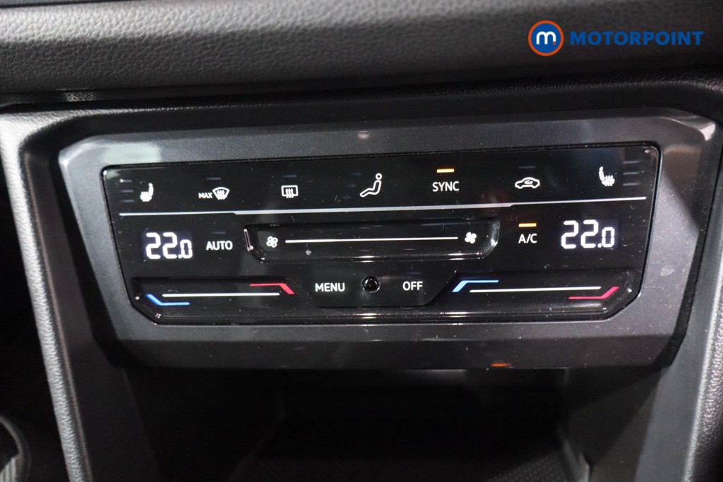 Volkswagen Tiguan Active Manual Petrol SUV - Stock Number (1580229) - 17th supplementary image