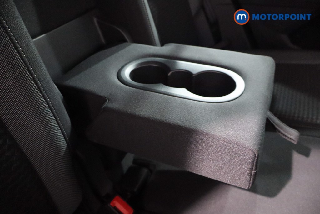 Volkswagen Tiguan Active Manual Petrol SUV - Stock Number (1580229) - 29th supplementary image