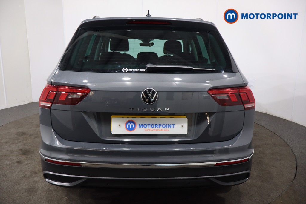 Volkswagen Tiguan Active Manual Petrol SUV - Stock Number (1580229) - 41st supplementary image