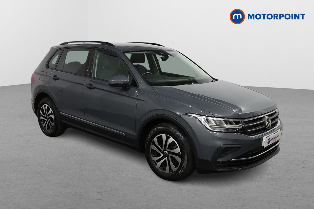 Volkswagen Tiguan Active Manual Petrol SUV - Stock Number (1580229) - Drivers side front corner