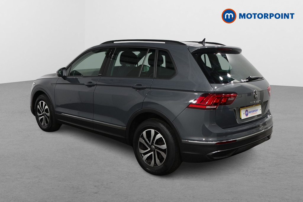 Volkswagen Tiguan Active Manual Petrol SUV - Stock Number (1580229) - Passenger side rear corner