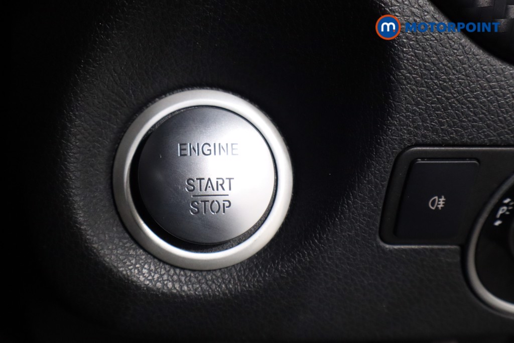 Mercedes-Benz A Class Amg Line Automatic Diesel Hatchback - Stock Number (1580267) - 13th supplementary image