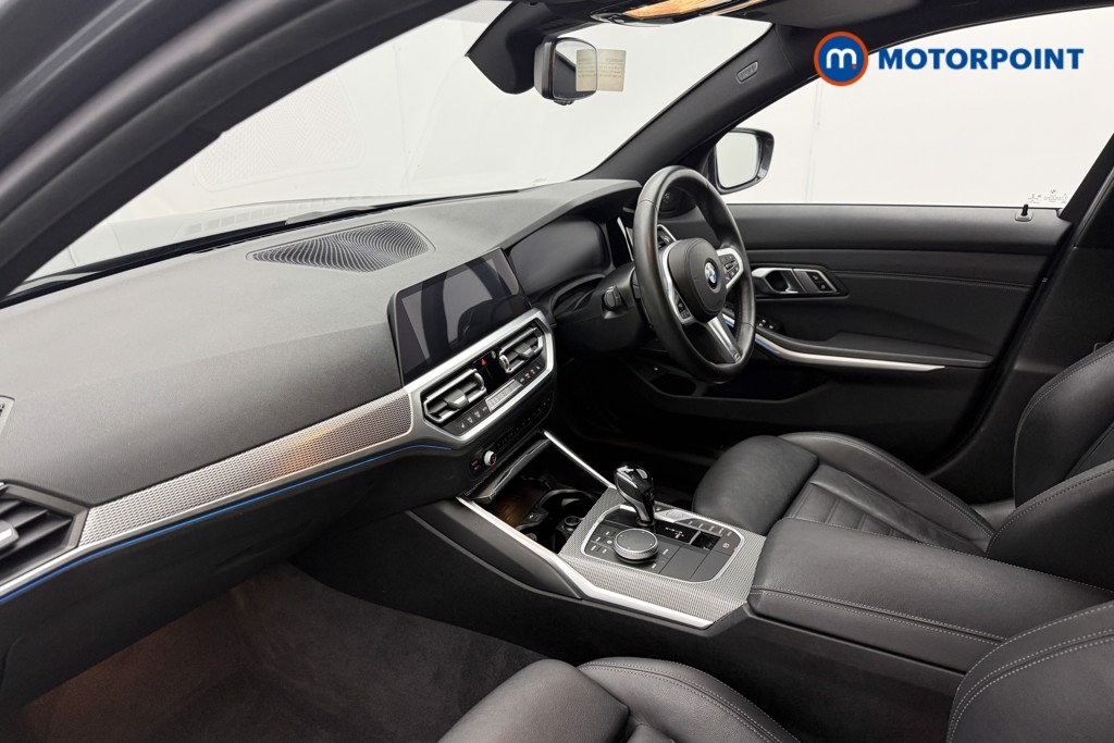 BMW 3 Series M Sport Automatic Petrol Plug-In Hybrid Saloon - Stock Number (1580952) - 5th supplementary image