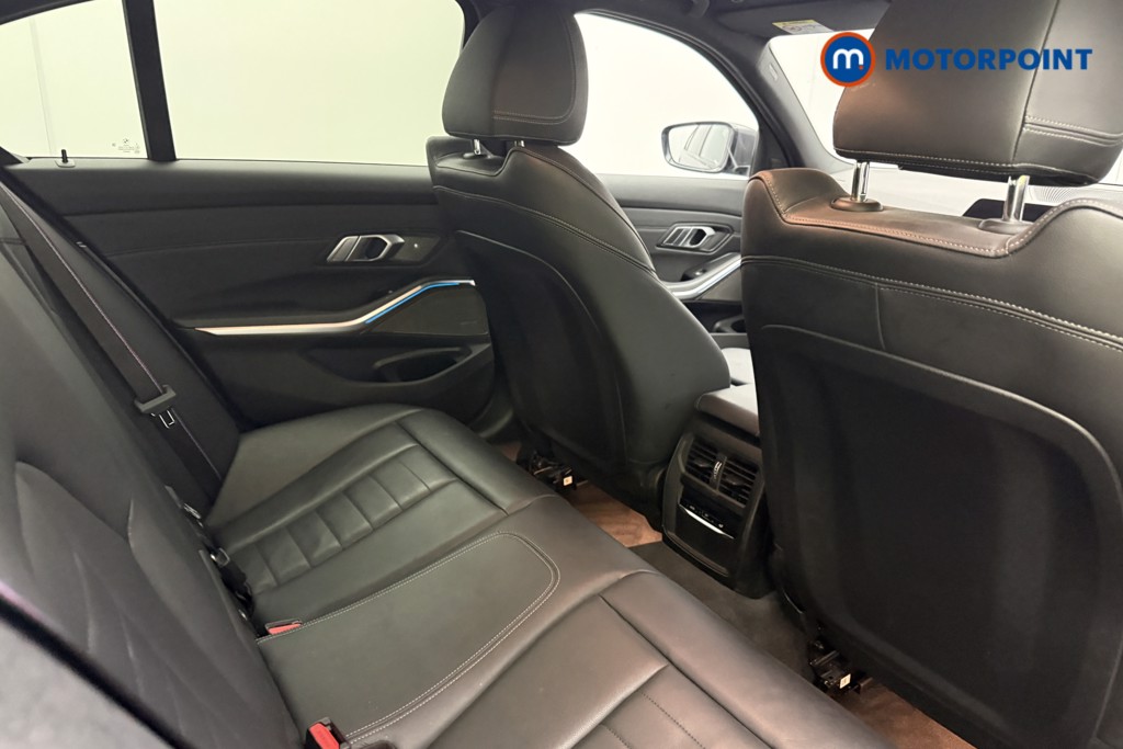 BMW 3 Series M Sport Automatic Petrol Plug-In Hybrid Saloon - Stock Number (1580952) - 13th supplementary image
