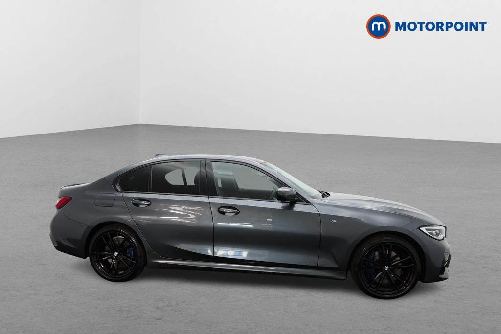 BMW 3 Series M Sport Automatic Petrol Plug-In Hybrid Saloon - Stock Number (1580952) - Drivers side front corner