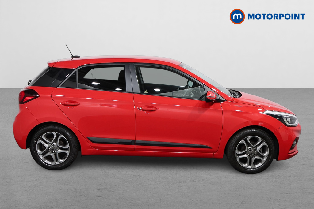 Hyundai I20 Premium Nav Manual Petrol Hatchback - Stock Number (1581113) - Drivers side