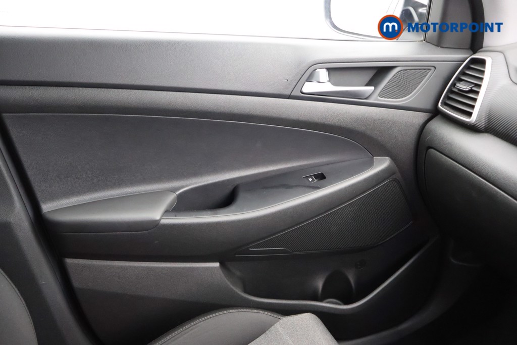 Hyundai Tucson Se Nav Manual Petrol SUV - Stock Number (1581204) - 8th supplementary image