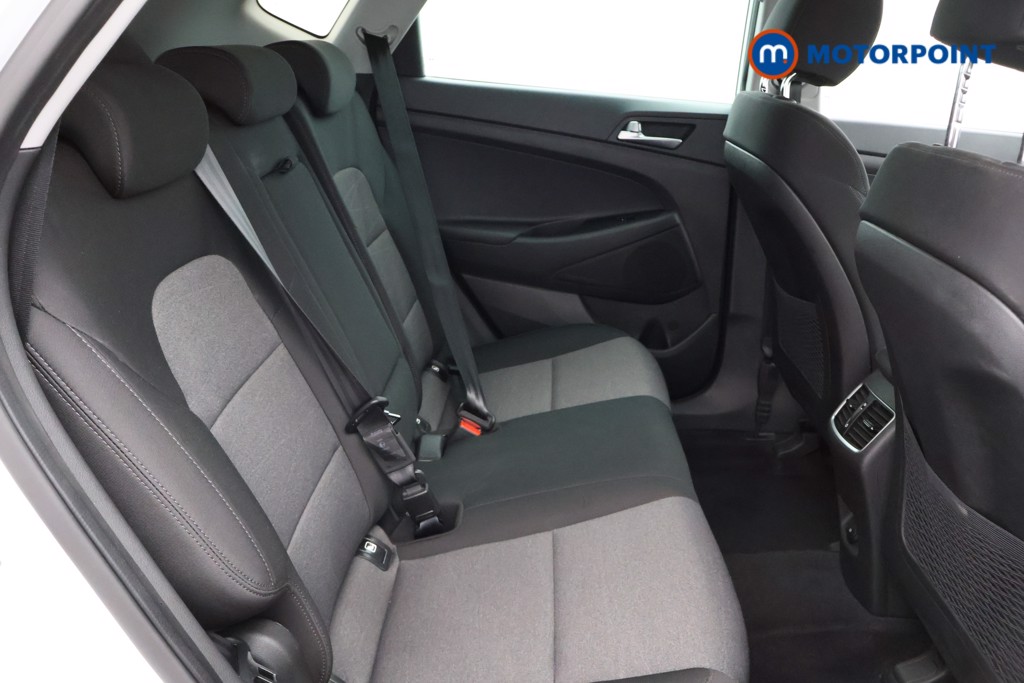 Hyundai Tucson Se Nav Manual Petrol SUV - Stock Number (1581204) - 12th supplementary image