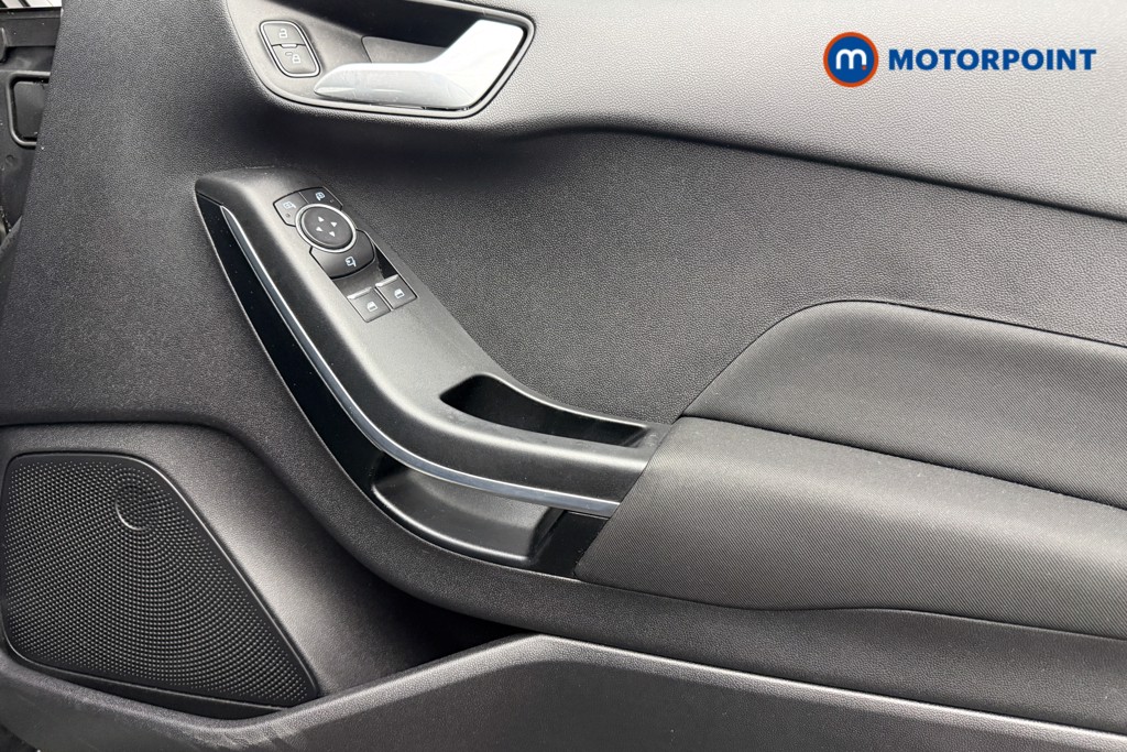 Ford Fiesta Zetec Manual Petrol Hatchback - Stock Number (1581430) - 18th supplementary image