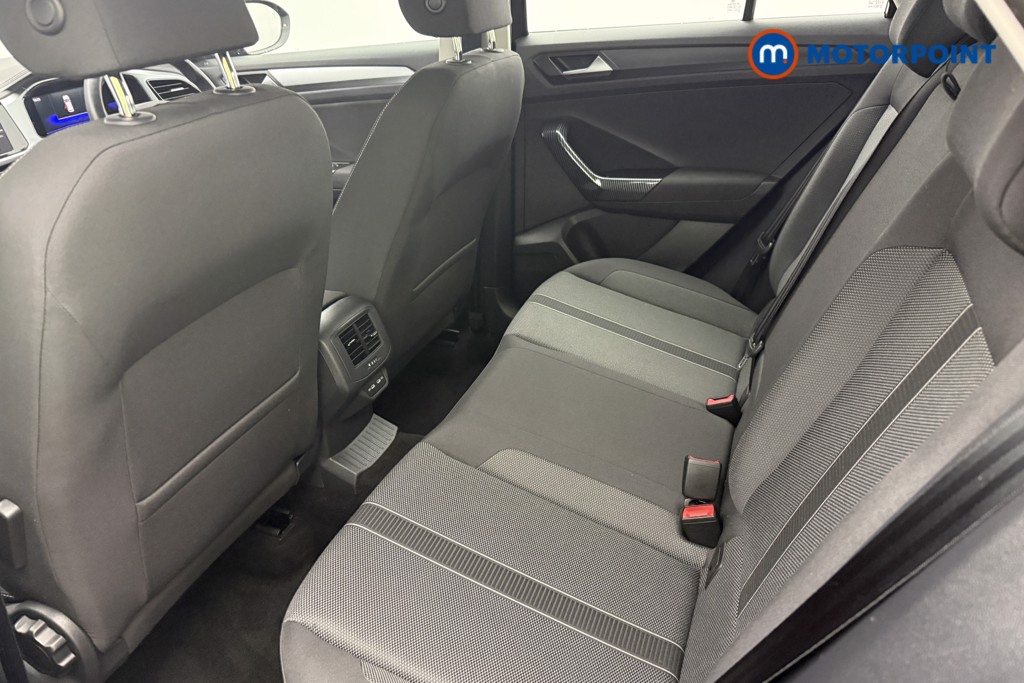 Volkswagen T-Roc Life Manual Petrol SUV - Stock Number (1581570) - 4th supplementary image