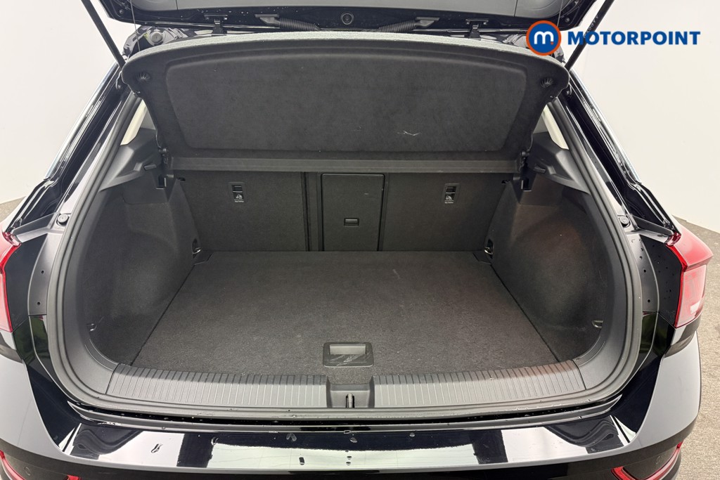 Volkswagen T-Roc Life Manual Petrol SUV - Stock Number (1581570) - 6th supplementary image