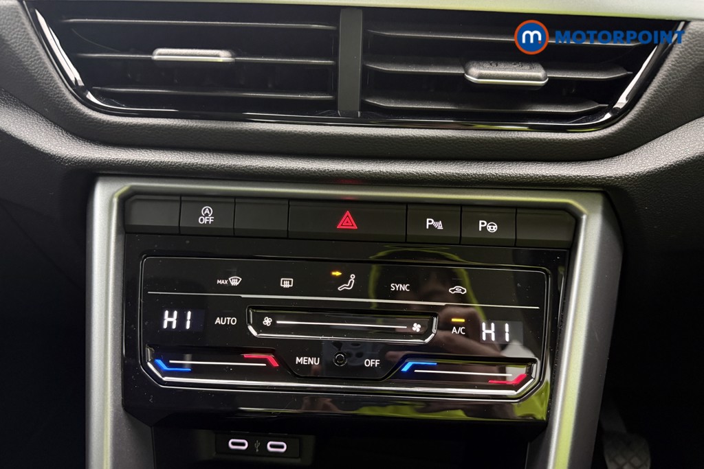 Volkswagen T-Roc Life Manual Petrol SUV - Stock Number (1581570) - 17th supplementary image