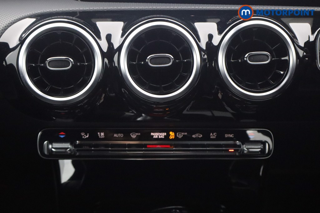 Mercedes-Benz A Class Sport Automatic Diesel Hatchback - Stock Number (1581727) - 13th supplementary image