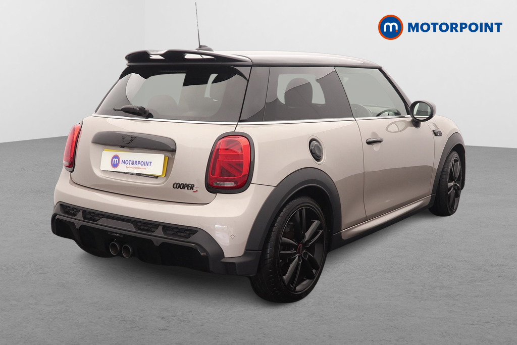 Mini Hatchback Cooper S Sport Automatic Petrol Hatchback - Stock Number (1581752) - Drivers side rear corner