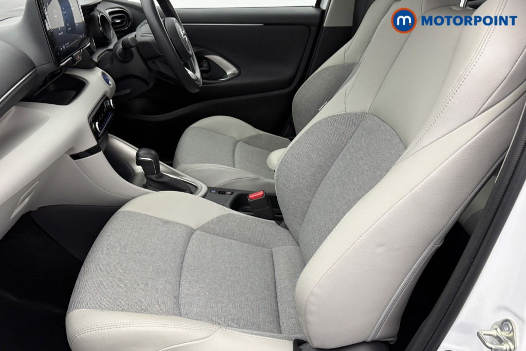 Toyota Yaris Excel Automatic Petrol-Electric Hybrid Hatchback - Stock Number (1581756) - 22nd supplementary image