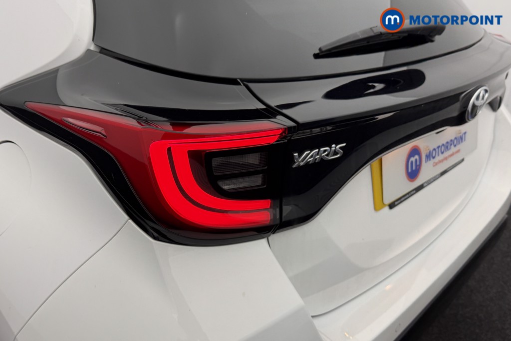 Toyota Yaris Excel Automatic Petrol-Electric Hybrid Hatchback - Stock Number (1581756) - 25th supplementary image