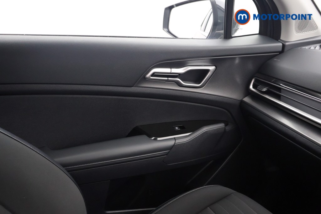 KIA Sportage 3 Automatic Petrol-Electric Hybrid SUV - Stock Number (1581825) - 8th supplementary image