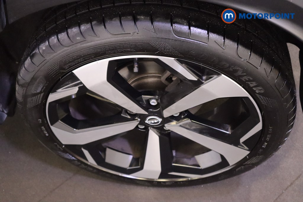 Nissan Juke Tekna Automatic Petrol SUV - Stock Number (1581917) - 9th supplementary image