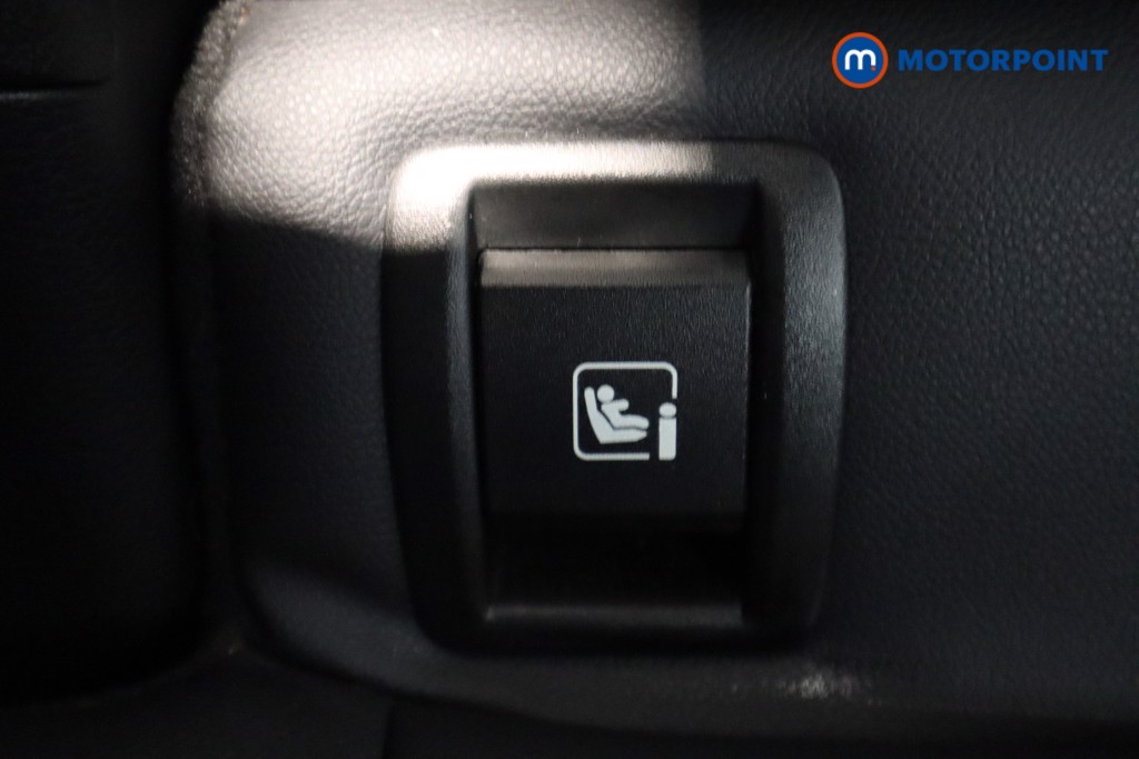 Nissan Juke Tekna Automatic Petrol SUV - Stock Number (1581917) - 27th supplementary image