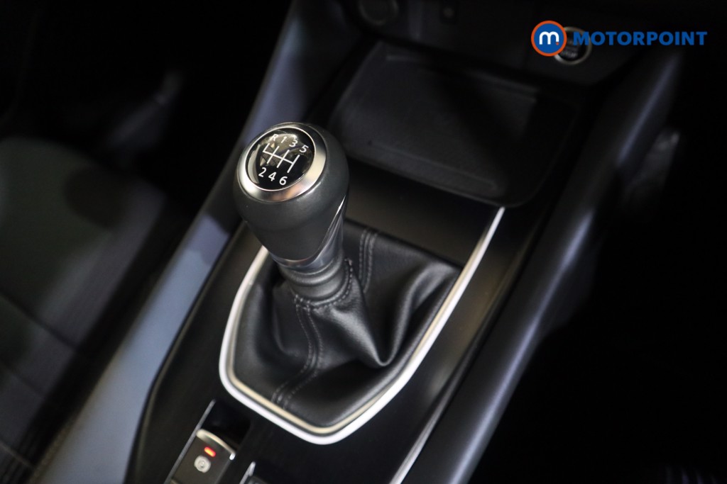 Nissan Qashqai Tekna Manual Petrol SUV - Stock Number (1582028) - 8th supplementary image