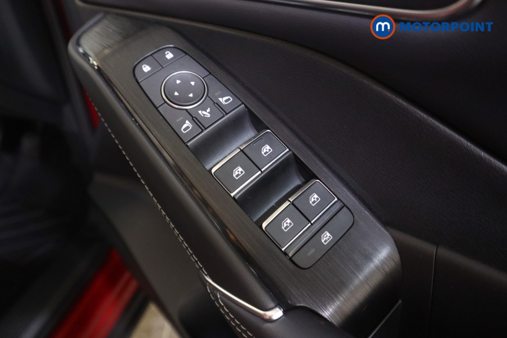 Nissan Qashqai Tekna Manual Petrol SUV - Stock Number (1582028) - 10th supplementary image