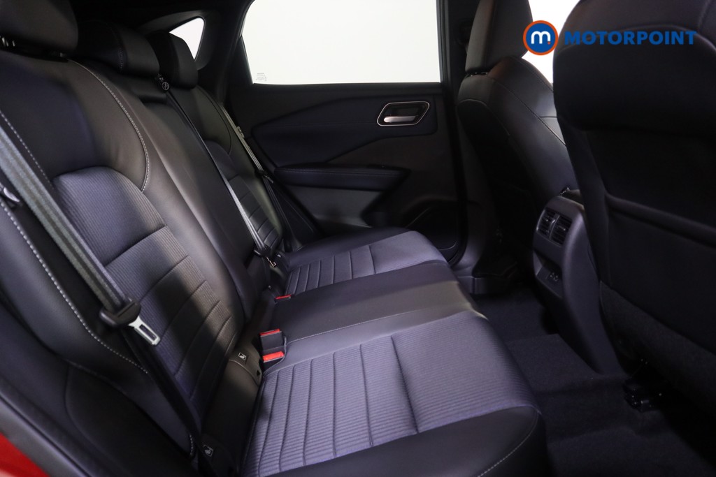 Nissan Qashqai Tekna Manual Petrol SUV - Stock Number (1582028) - 13th supplementary image