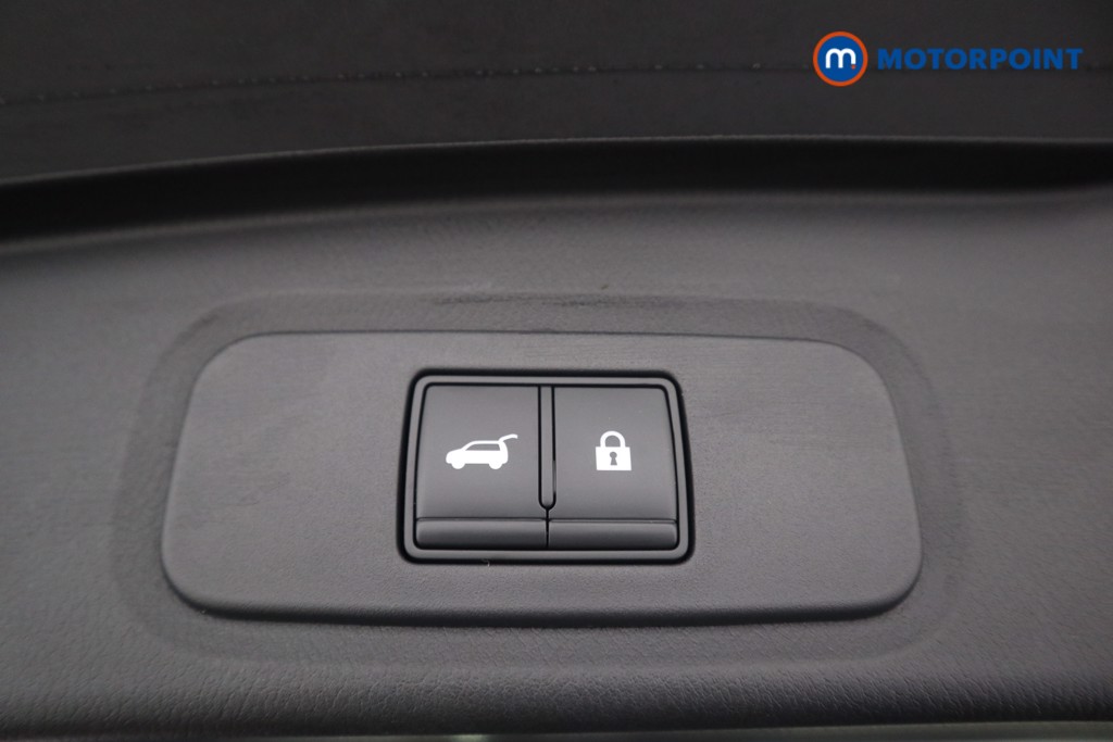 Nissan Qashqai Tekna Manual Petrol SUV - Stock Number (1582028) - 15th supplementary image